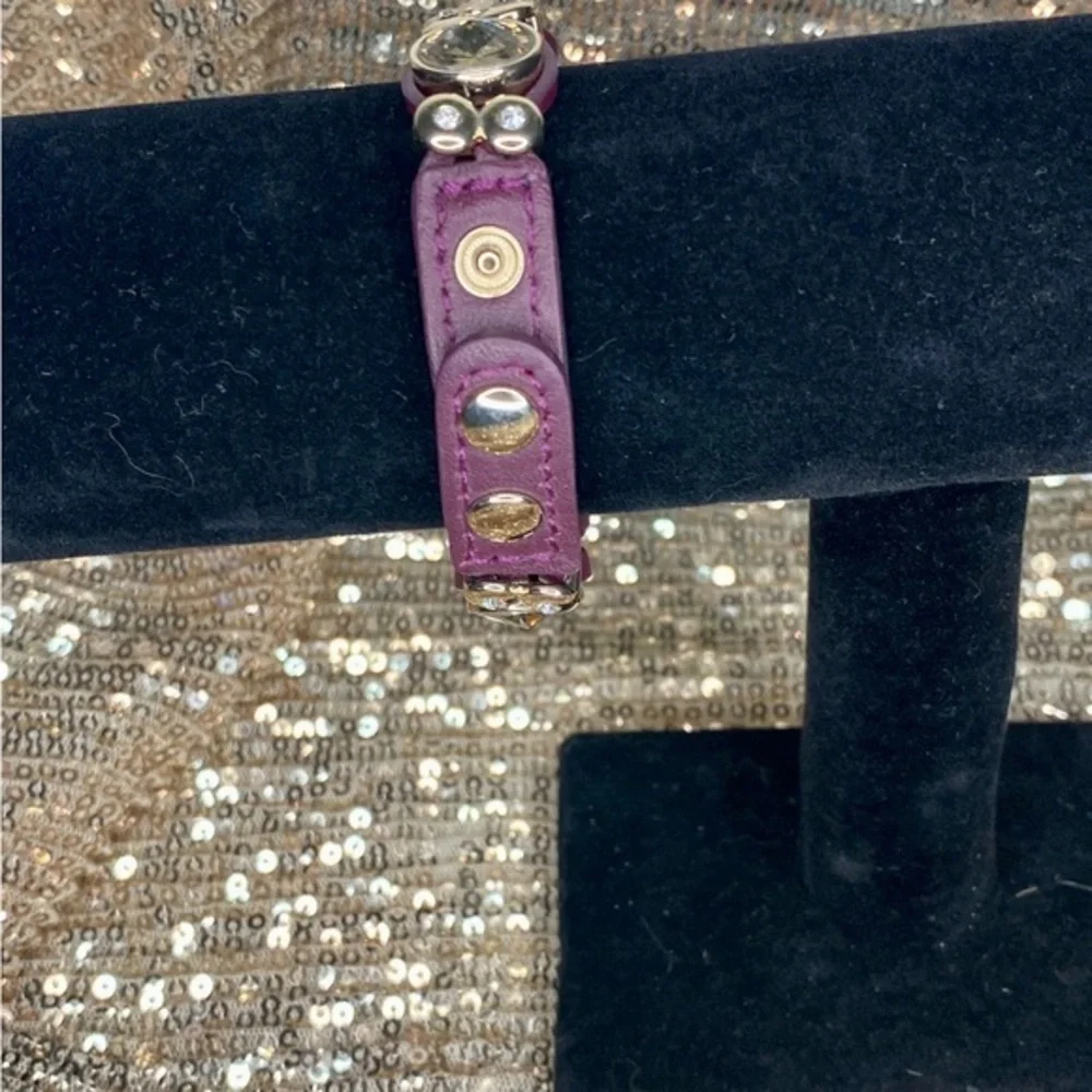 🌸White House Black Market Bracelet💎